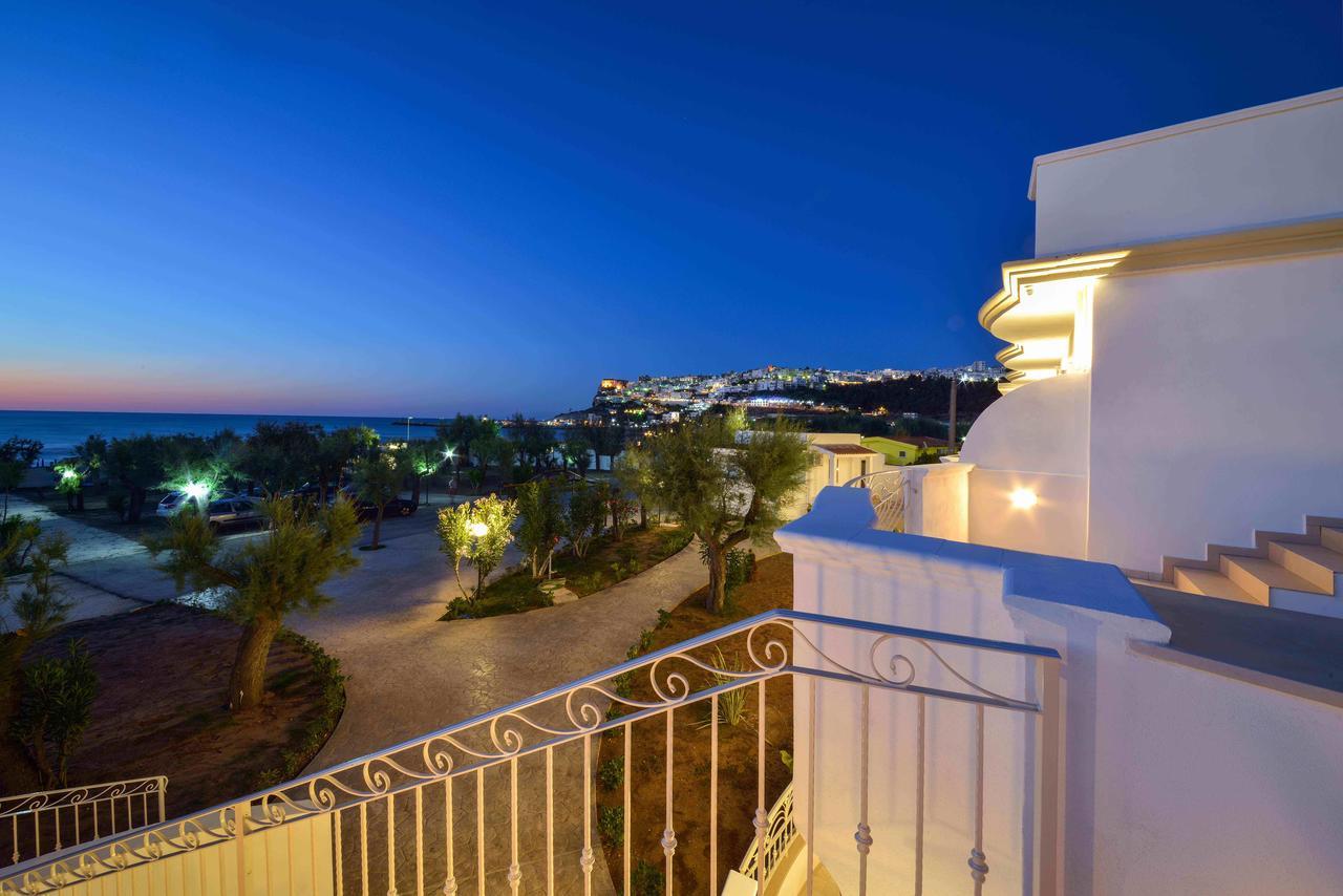 Hotel Corona Beach Peschici Exterior photo